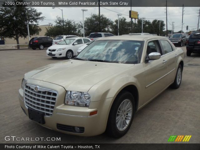 2010 Chrysler 300 Touring in White Gold Pearlcoat
