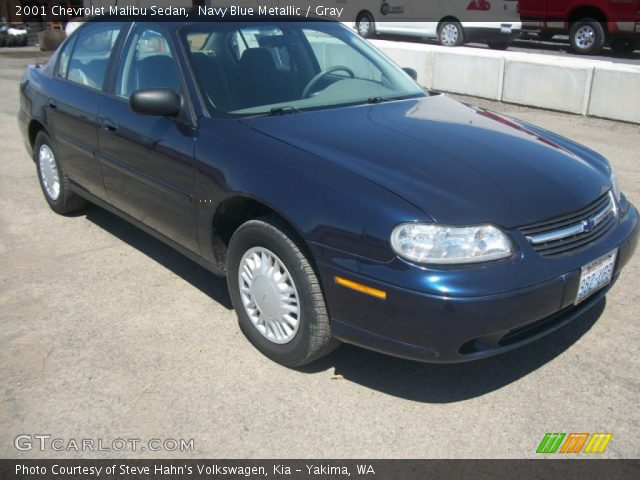 2001 Chevrolet Malibu Sedan in Navy Blue Metallic