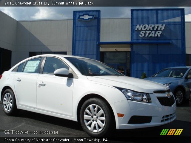 2011 Chevrolet Cruze LT in Summit White
