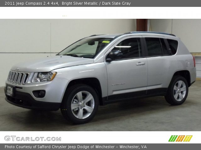 2011 Jeep Compass 2.4 4x4 in Bright Silver Metallic