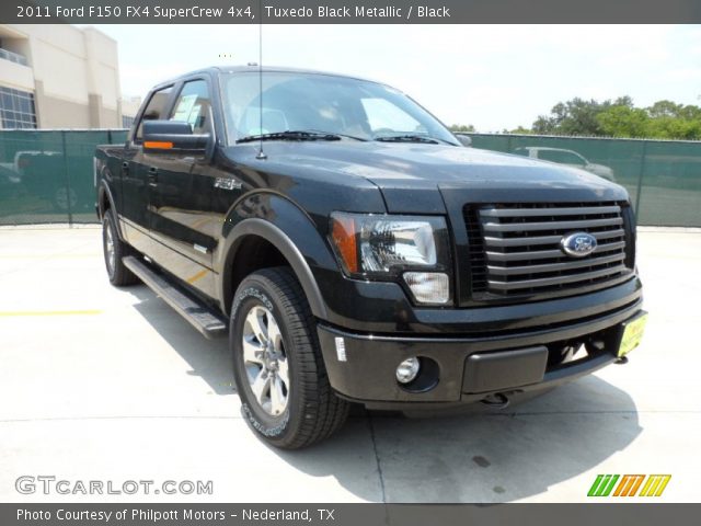 2011 Ford F150 FX4 SuperCrew 4x4 in Tuxedo Black Metallic
