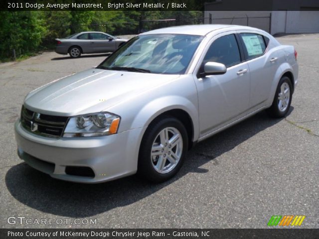 2011 Dodge Avenger Mainstreet in Bright Silver Metallic