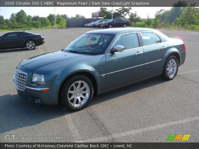 2005 Chrysler 300 C HEMI in Magnesium Pearl