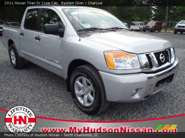 2011 Nissan Titan SV Crew Cab in Radiant Silver