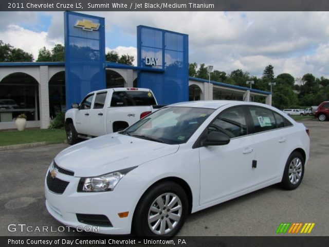 2011 Chevrolet Cruze LS in Summit White