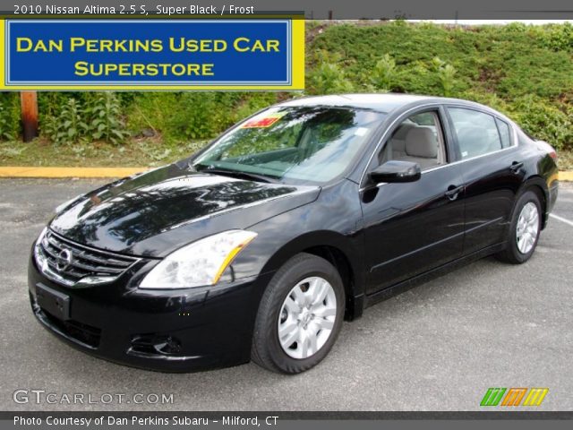 2010 Nissan Altima 2.5 S in Super Black
