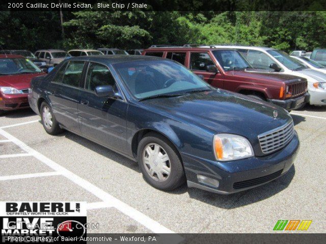 2005 Cadillac DeVille Sedan in Blue Chip