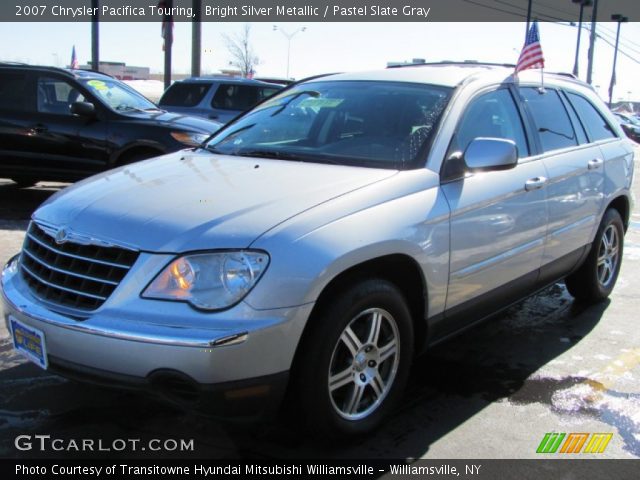 2007 Chrysler Pacifica Touring in Bright Silver Metallic