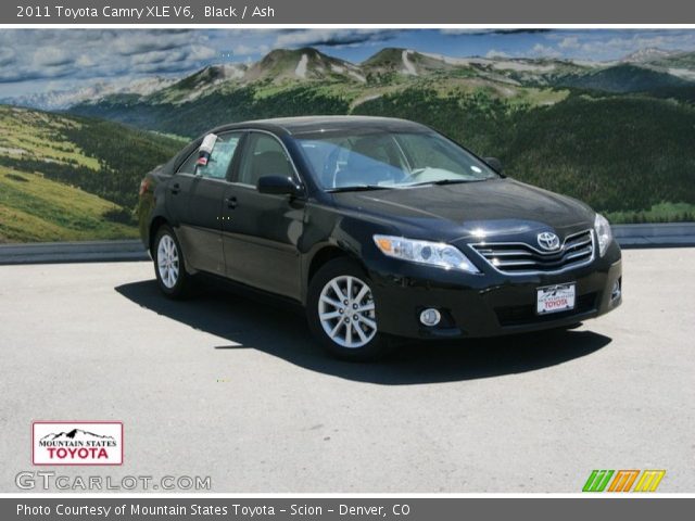 2011 Toyota Camry XLE V6 in Black