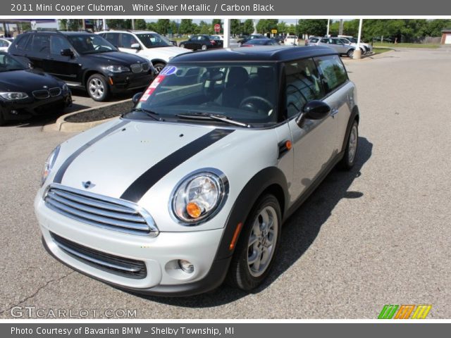 2011 Mini Cooper Clubman in White Silver Metallic