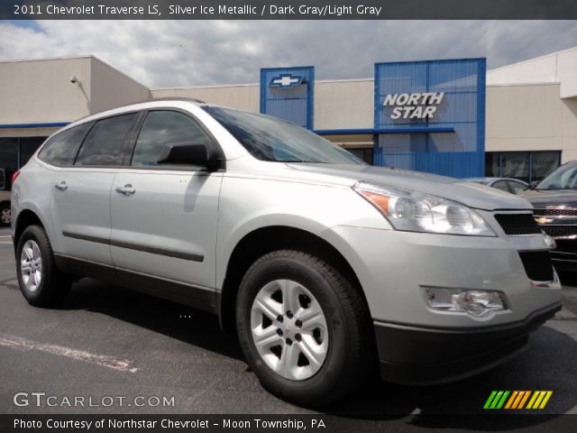 2011 Chevrolet Traverse LS in Silver Ice Metallic