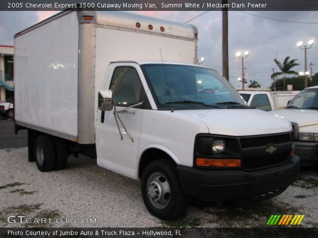 2005 Chevrolet Express 3500 Cutaway Moving Van in Summit White