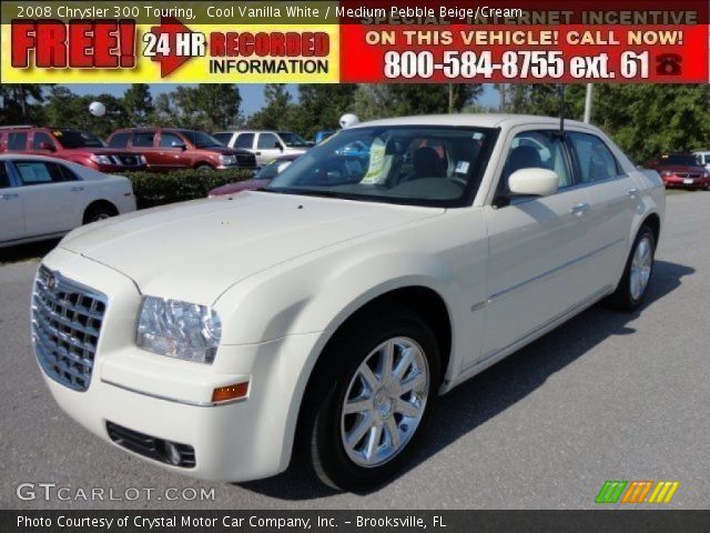 2008 Chrysler 300 Touring in Cool Vanilla White