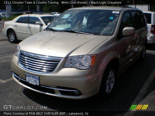 2011 Chrysler Town & Country Touring in White Gold Metallic