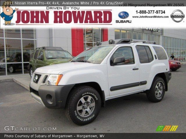 2011 Nissan Xterra Pro-4X 4x4 in Avalanche White