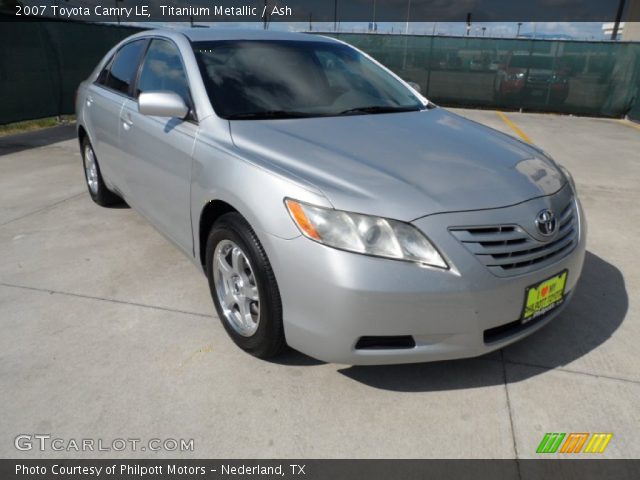 2007 Toyota Camry LE in Titanium Metallic