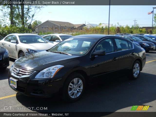 2010 Nissan Altima 2.5 S in Super Black