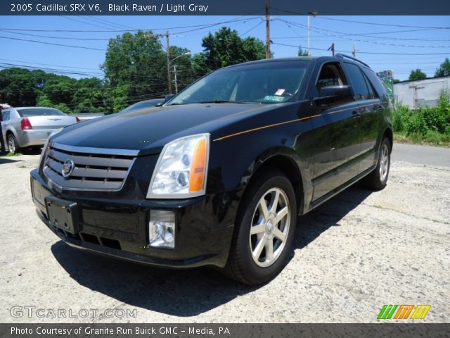 2005 Cadillac SRX V6 in Black Raven