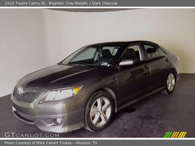 2010 Toyota Camry SE in Magnetic Gray Metallic