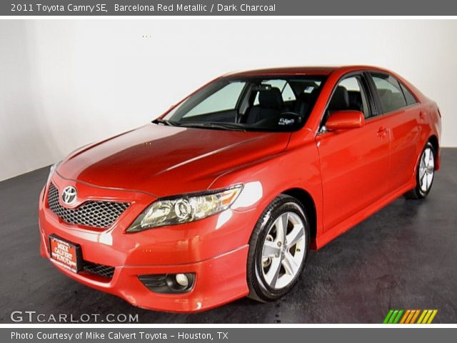 2011 Toyota Camry SE in Barcelona Red Metallic