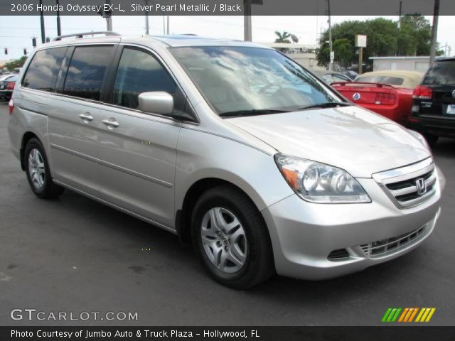 2006 Honda Odyssey EX-L in Silver Pearl Metallic