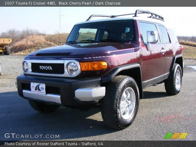 2007 Toyota FJ Cruiser 4WD in Black Cherry Pearl