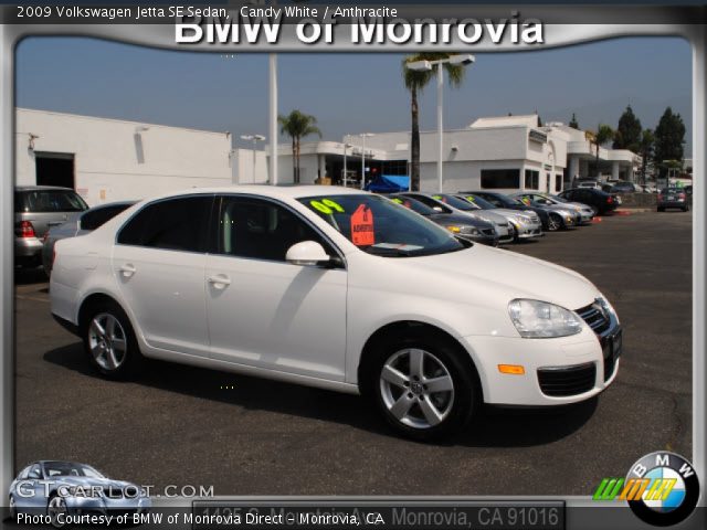 2009 Volkswagen Jetta SE Sedan in Candy White