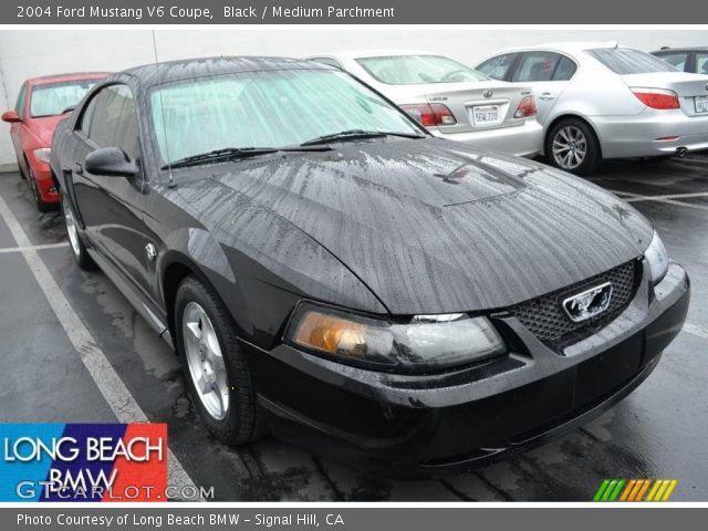 2004 Ford Mustang V6 Coupe in Black