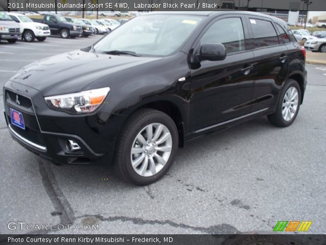 2011 Mitsubishi Outlander Sport SE 4WD in Labrador Black Pearl
