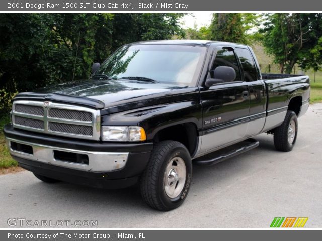 2001 Dodge Ram 1500 SLT Club Cab 4x4 in Black