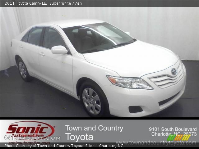 2011 Toyota Camry LE in Super White