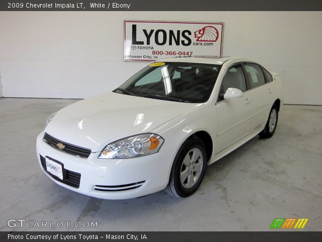 2009 Chevrolet Impala LT in White