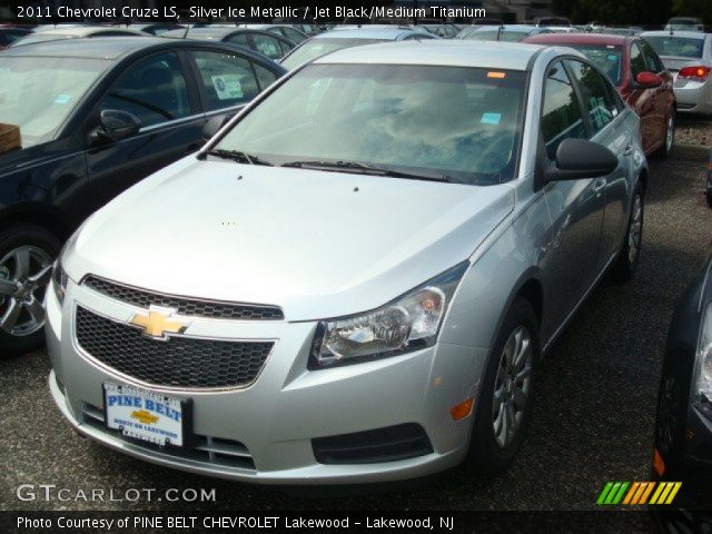 2011 Chevrolet Cruze LS in Silver Ice Metallic