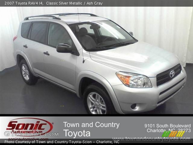 2007 Toyota RAV4 I4 in Classic Silver Metallic