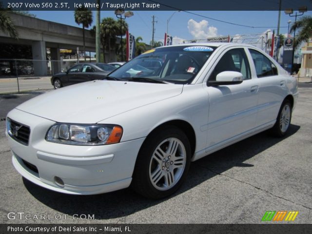 2007 Volvo S60 2.5T in Ice White