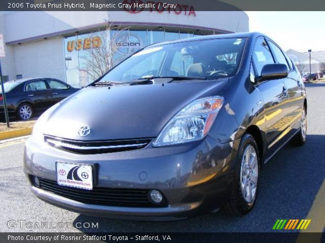 2006 Toyota Prius Hybrid in Magnetic Gray Metallic
