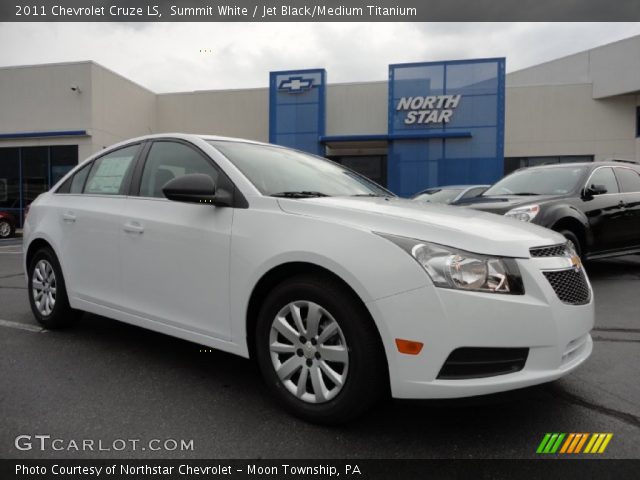 2011 Chevrolet Cruze LS in Summit White