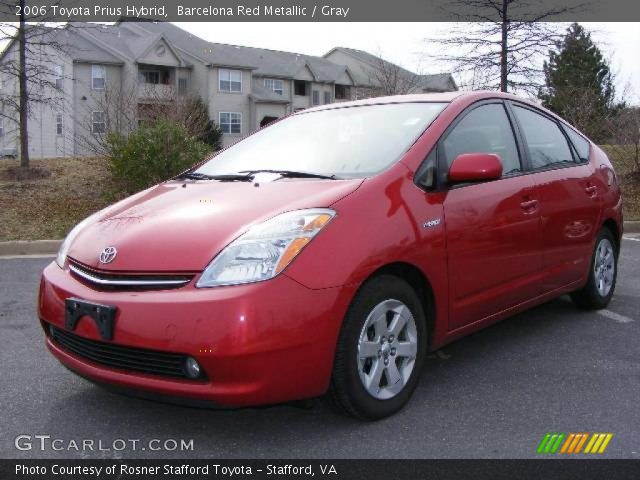 2006 Toyota Prius Hybrid in Barcelona Red Metallic