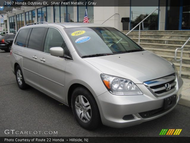 2007 Honda Odyssey EX in Silver Pearl Metallic