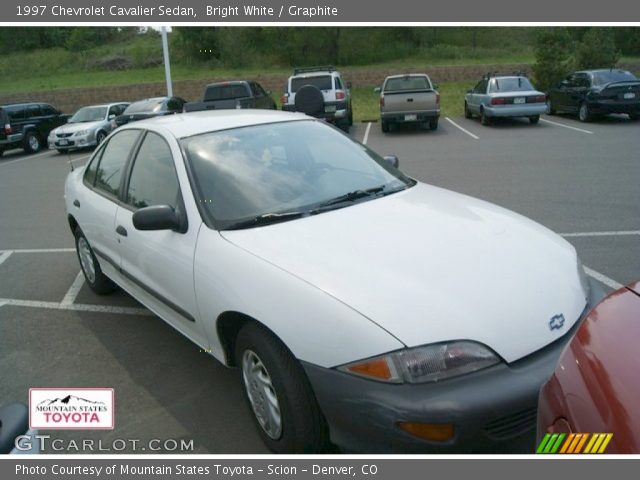 1997 Chevrolet Cavalier Sedan in Bright White
