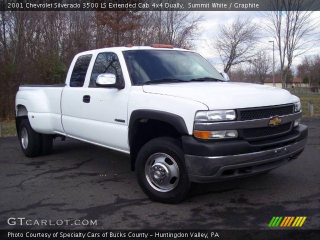 2001 Chevrolet Silverado 3500 LS Extended Cab 4x4 Dually in Summit White