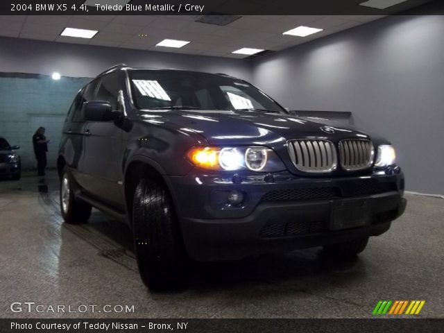 2004 BMW X5 4.4i in Toledo Blue Metallic