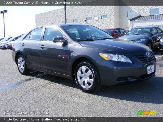 2009 Toyota Camry LE in Magnetic Gray Metallic