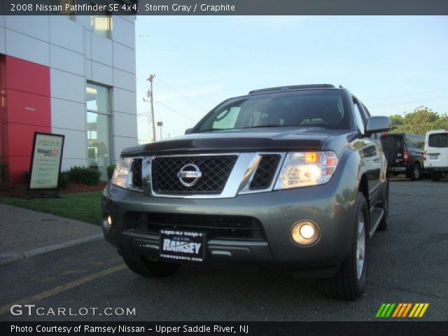 2008 Nissan Pathfinder SE 4x4 in Storm Gray