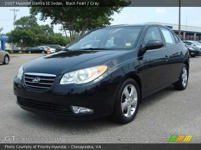 2007 Hyundai Elantra SE Sedan in Black Pearl