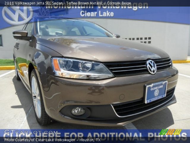 2011 Volkswagen Jetta SEL Sedan in Toffee Brown Metallic