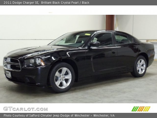 2011 Dodge Charger SE in Brilliant Black Crystal Pearl