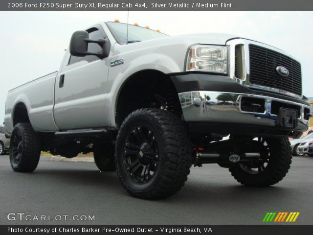 2006 Ford F250 Super Duty XL Regular Cab 4x4 in Silver Metallic