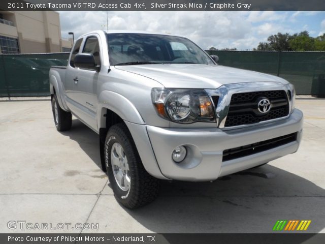 2011 Toyota Tacoma V6 TRD Access Cab 4x4 in Silver Streak Mica