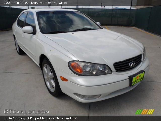 2003 Infiniti I 35 in Ivory Pearl White
